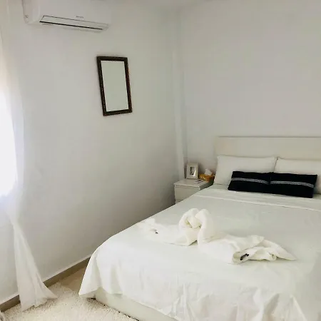 Luxury Sea Views Apartament